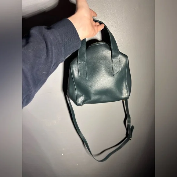 Mark & Graham Everyday Crossbody Tote - Picture 2 of 5